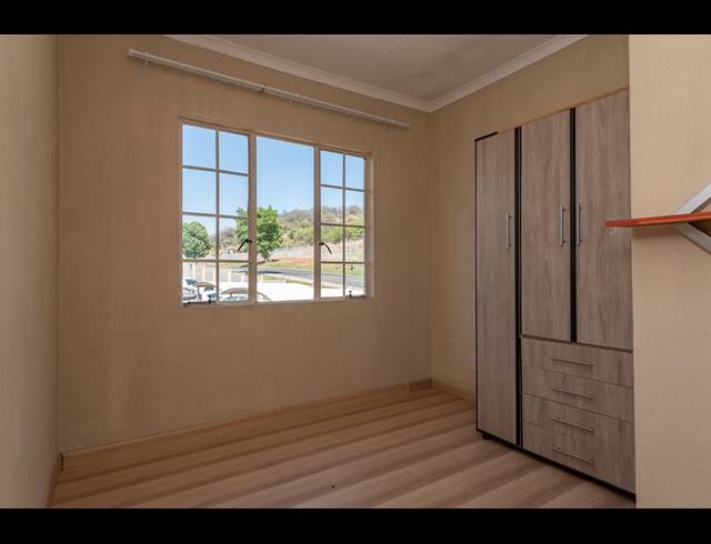 3 BEDROOM TOWNHOUSE FOR SALE IN MEYERSDAL